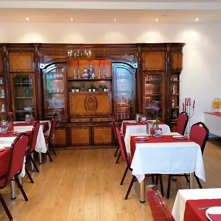 Karl August 3* פוהנסדורף