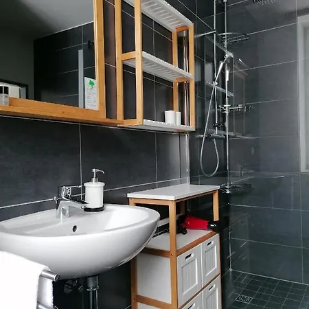 Gaestehaus Karl August Bed & Breakfast 3*