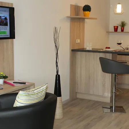 Karl August 3* פוהנסדורף