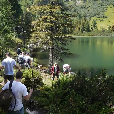 לינה וארוחת בוקר Karl August פוהנסדורף